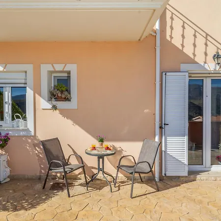 Διαμέρισμα Phevos Seaview